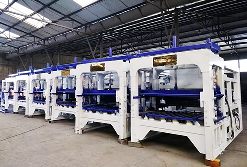 選購(gòu)好的水泥磚機(jī)需要注意哪些的地方？